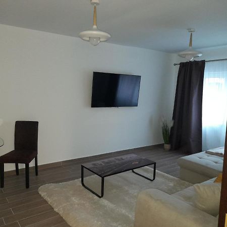 Armony Apartment Brasov Luaran gambar