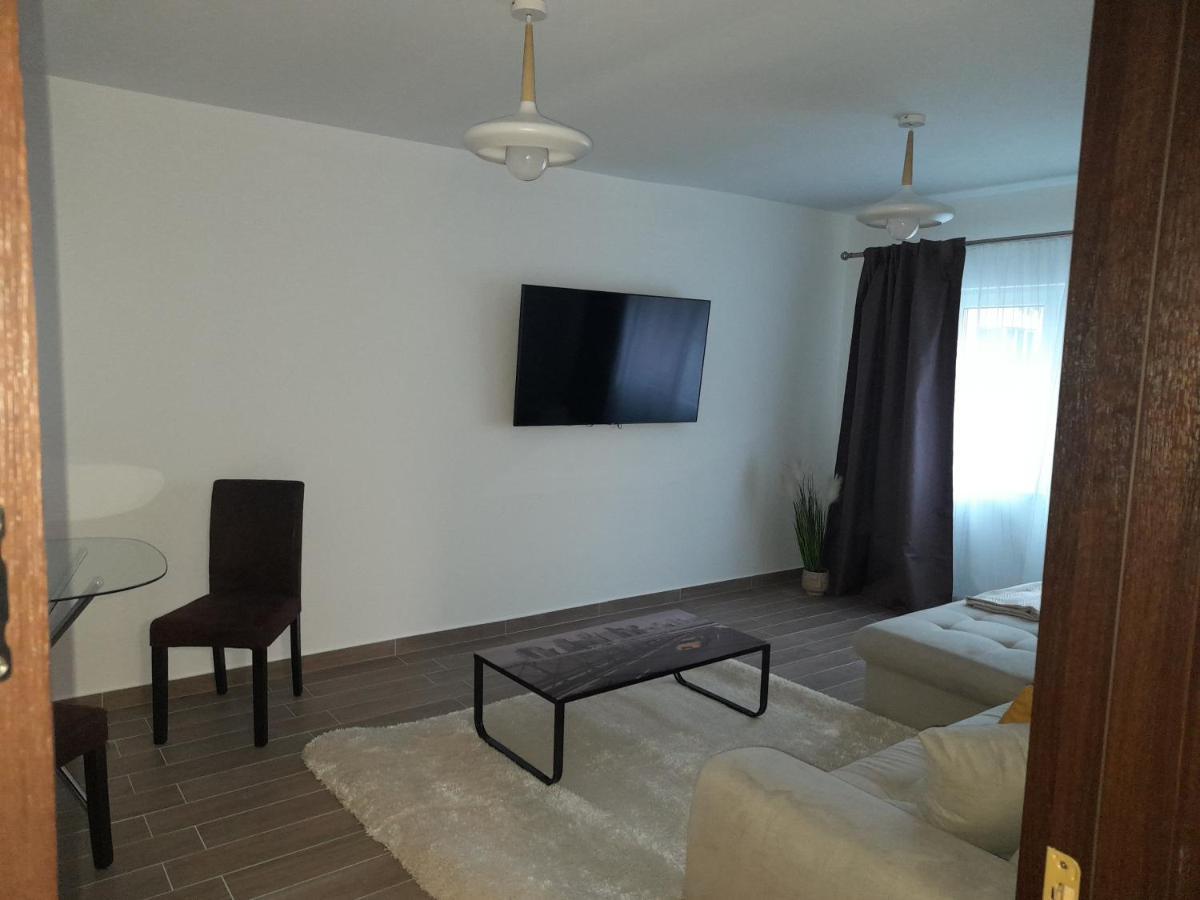 Armony Apartment Brasov Luaran gambar